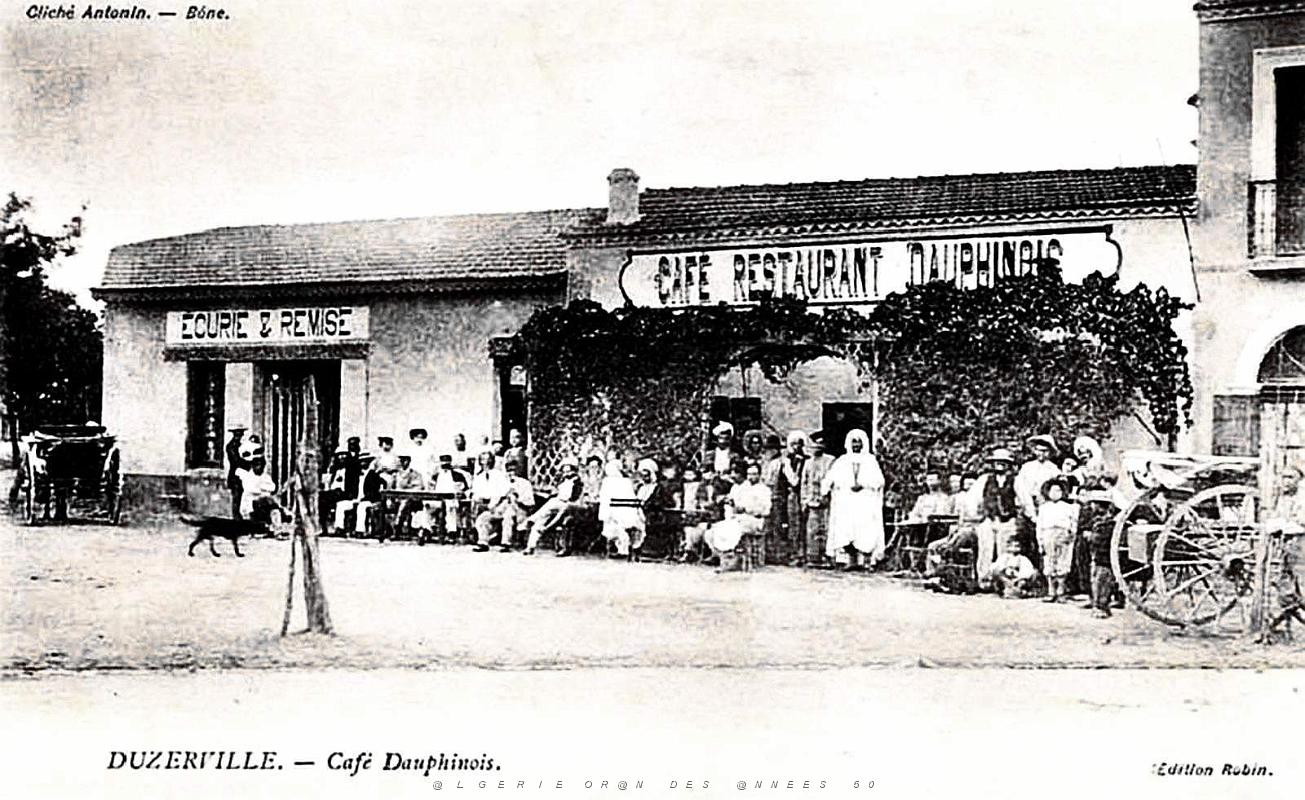 1596- Duzerville - Cafe Dauphinois.jpg